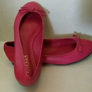 GOING SOON- Like New! Lauren by Ralph Lauren Flats